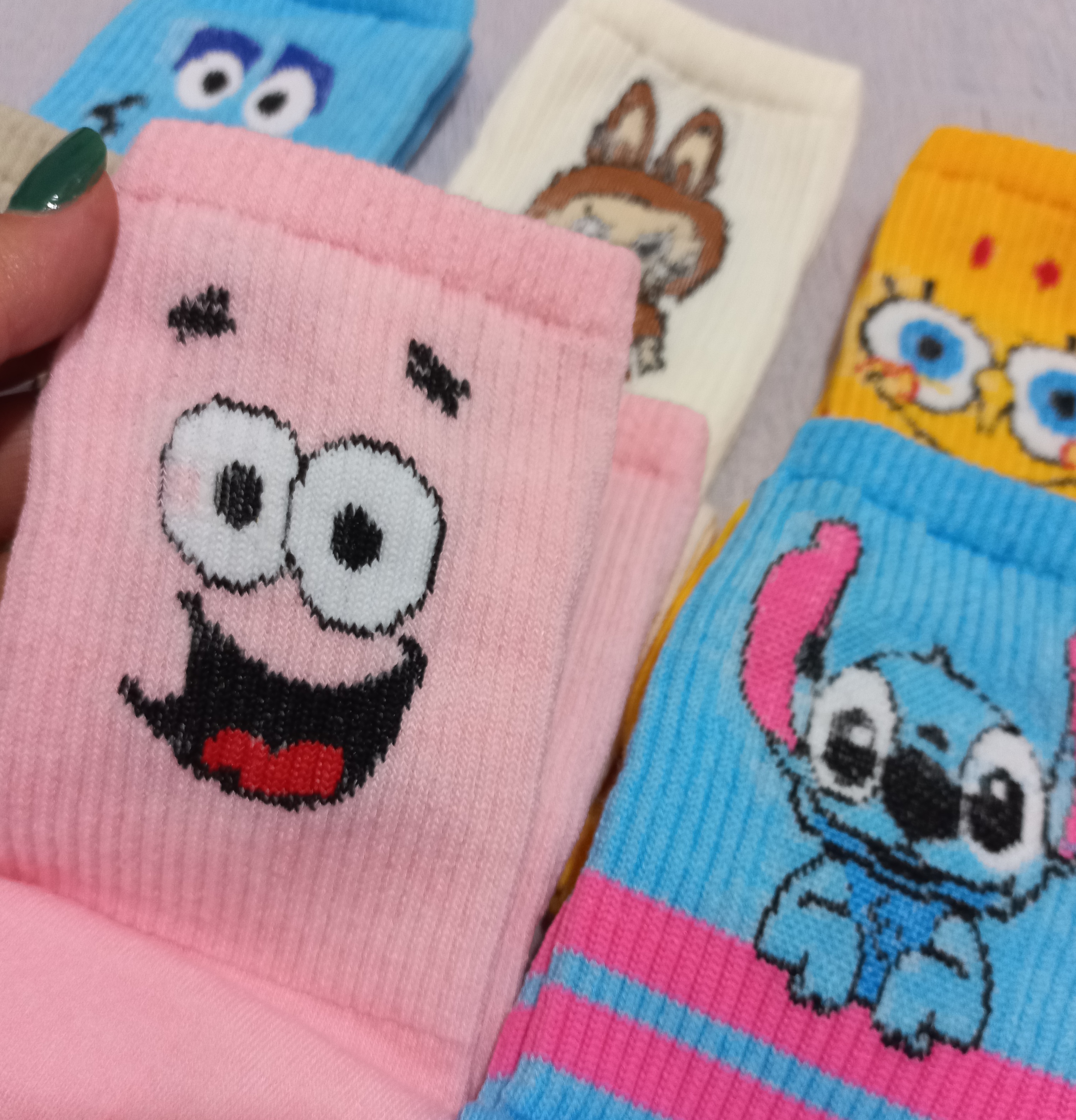 جوراب نیم ساق  کش باف کارتونی