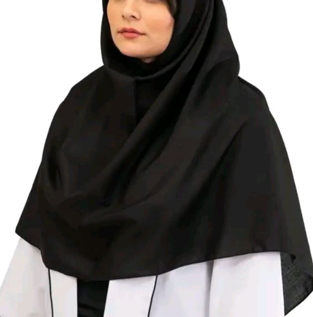 مقنعه مشکی بروجردی قواره ۱۰۰