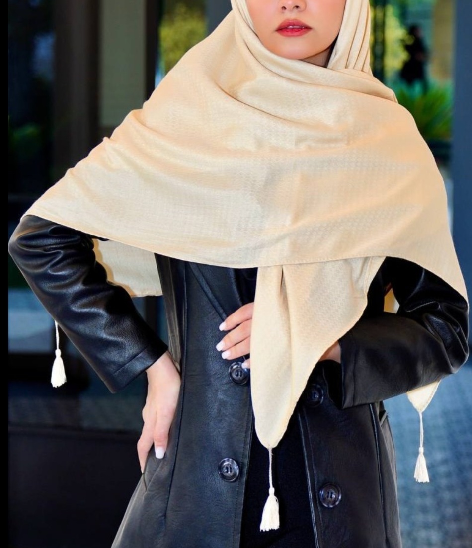 روسری زنبوری کرم کد ۱۰۰