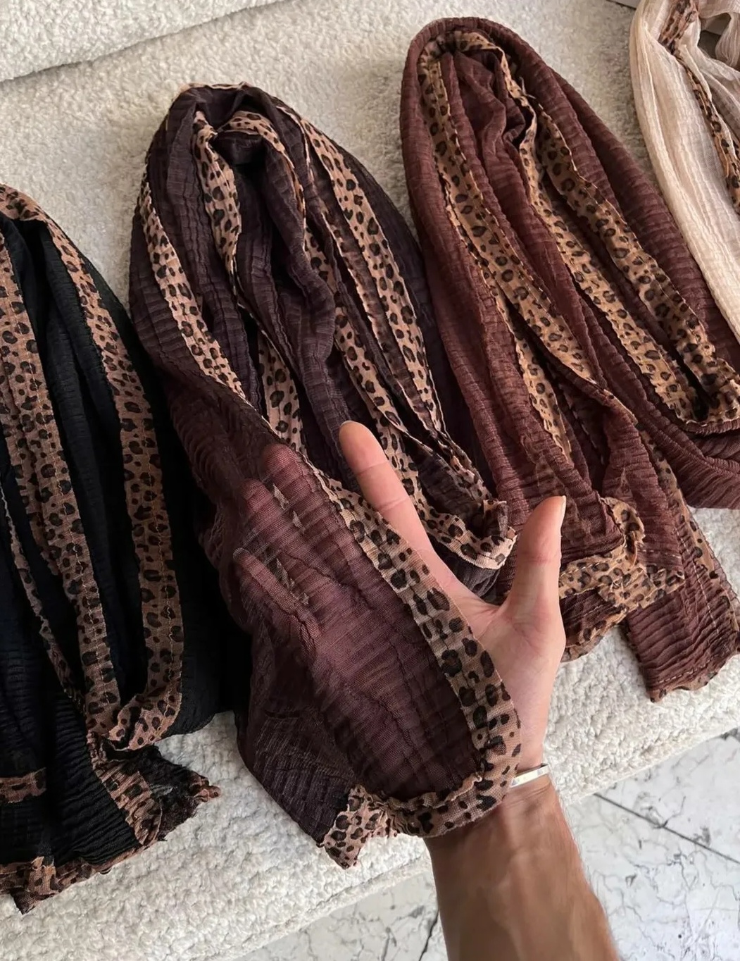 شال تور دور پلنگی